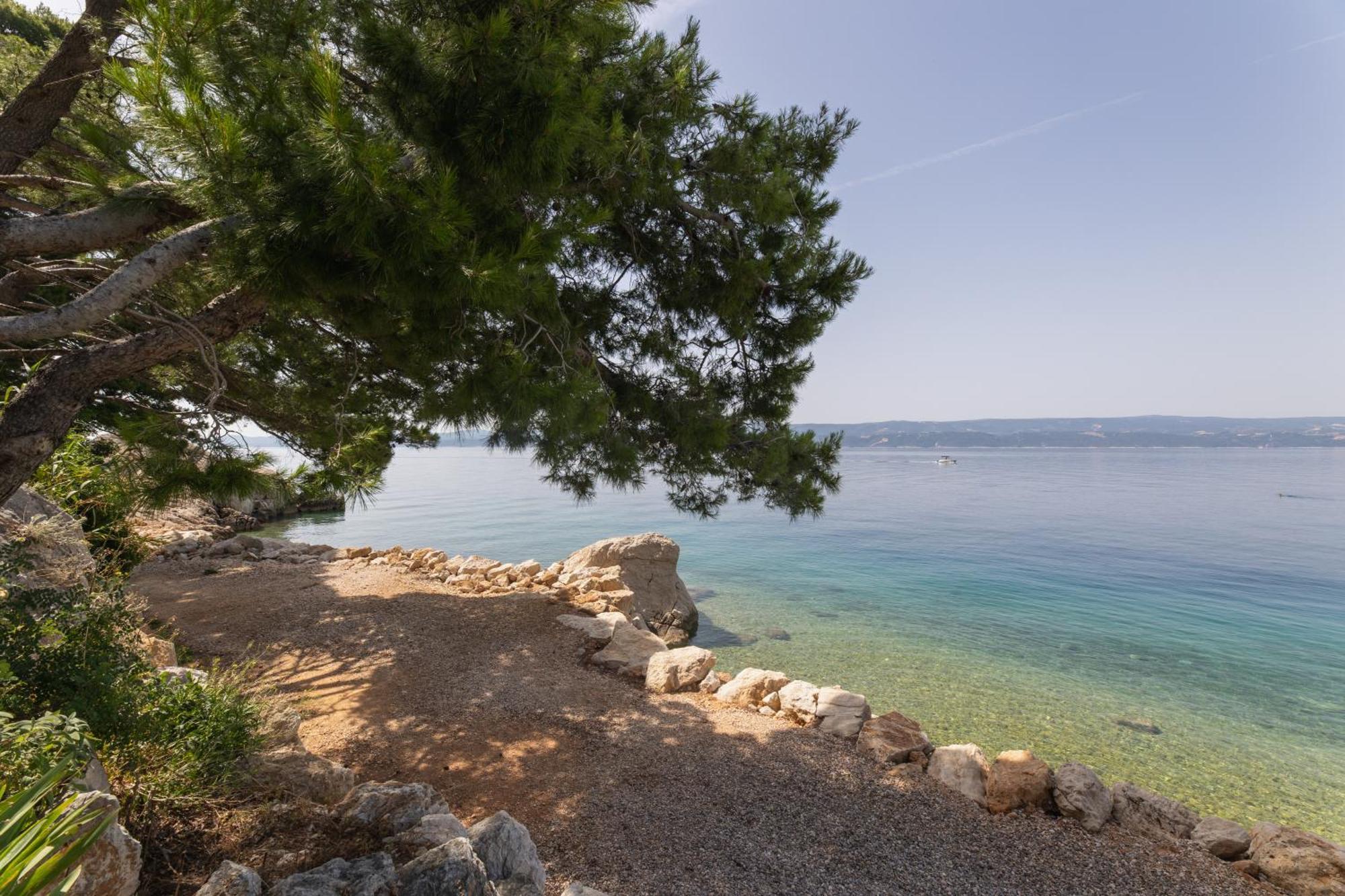 Hotel Saint Hildegard Omis Luaran gambar